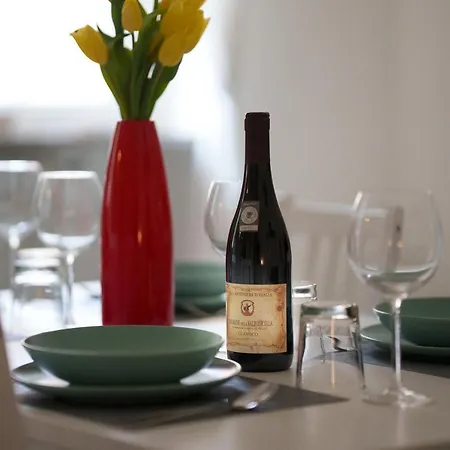 Duomo/linate Parcheggi Gratis E Tram Sotto Casa * Milán