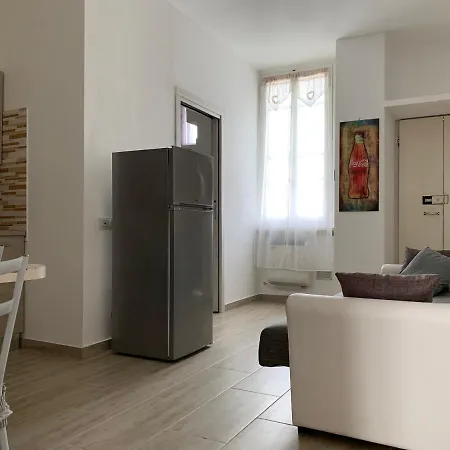 Naviglio Apartment *