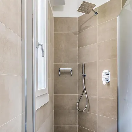 Apartment Pisani *