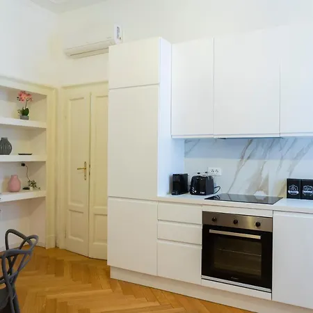 Macchi Delicious By 101flats 米兰