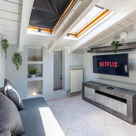Apartment Free Parking Tiny House Wifi Netflix 15 Minuti Dal Duomo Milan