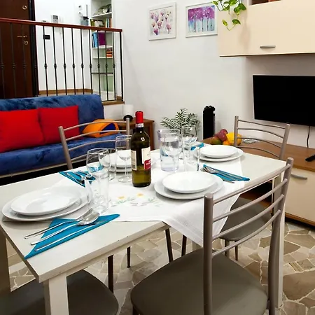 Bilocale A 400m Dalla Stazione Di Lambrate - Casa Abano Apartmán *