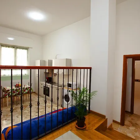 Bilocale A 400m Dalla Stazione Di Lambrate - Casa Abano * Milaan