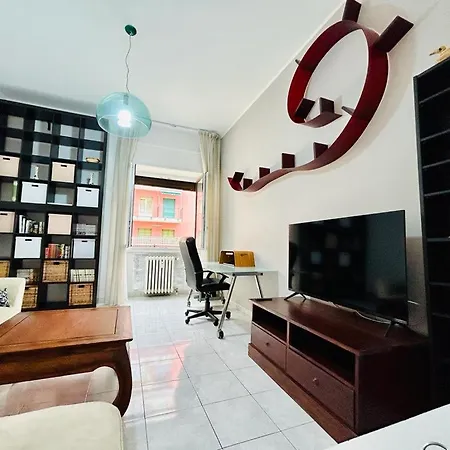 Kibilu - Via Valvassori Peroni Apartment