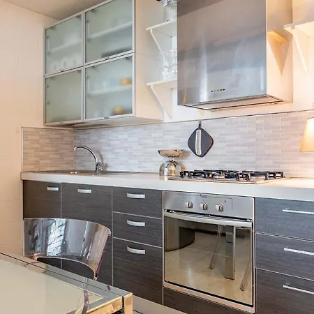 Guest Planet - Splendido Loft Dergano M3 *