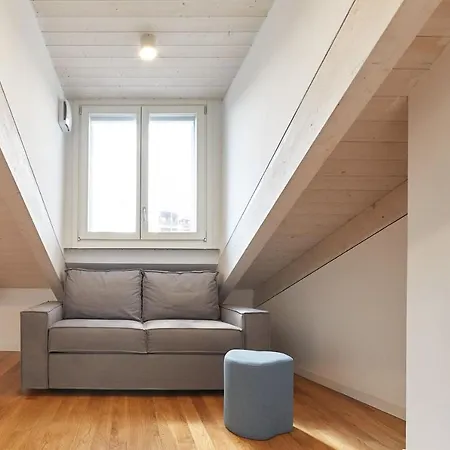 The Attic 18 * ミラノ