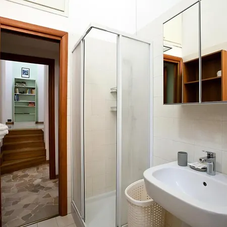 Bilocale A 400m Dalla Stazione Di Lambrate - Casa Abano