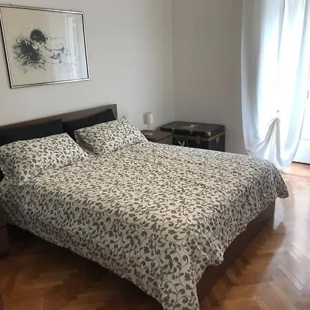 Casa Signorile Anni 70 Appartamento *
