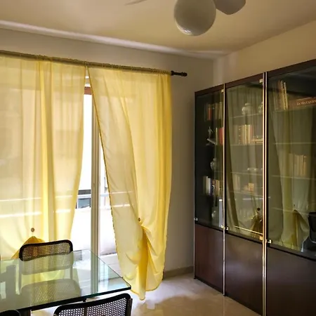 Casa Signorile Anni 70 Milano