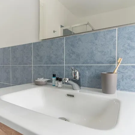 The Rent - Comfortable Near S Ambrogio * Milan