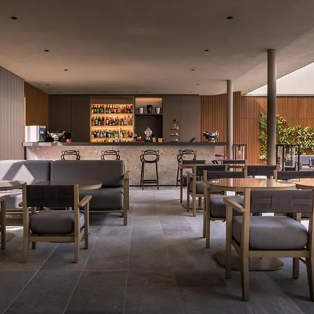 Crowne Plaza By Ihg 4*