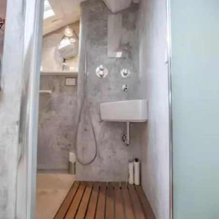 Guesthost - Cosy Milano-brera Milano