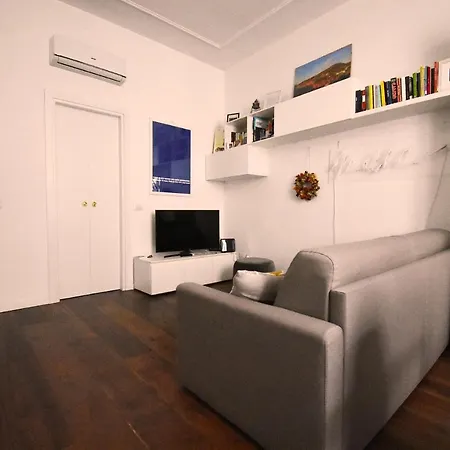 Corte Del 6 - Cozy Modern Flat Διαμέρισμα