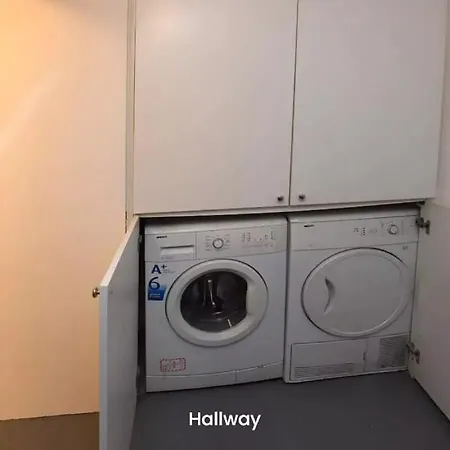 Appartamento Whole 2 Bedrooms In Milano