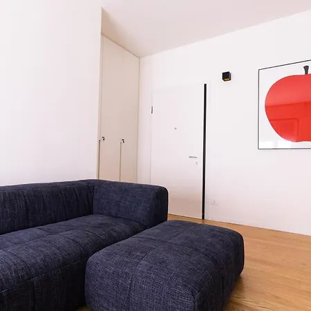 Апартаменты Isola-garibaldi - Moderno Bilocale Con Balcone *