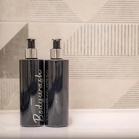 Guest Planet - Living Fortezza 27! Apartment