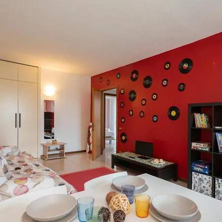 I Host - Finetti 4 Milano