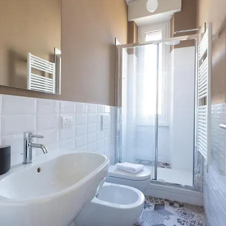 Porta Nuova Bright With Balcony Milan