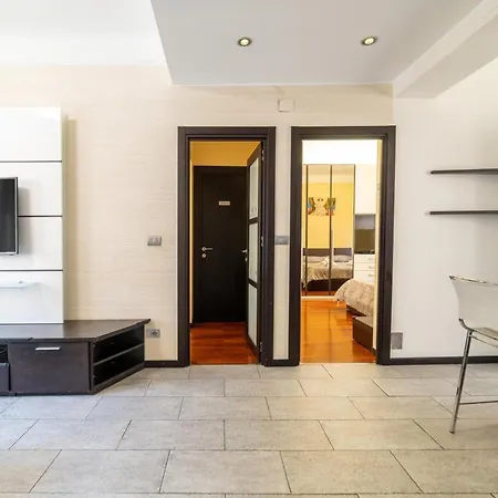 Apartamento Stazione Centrale-centro, Spazioso E Elegante *