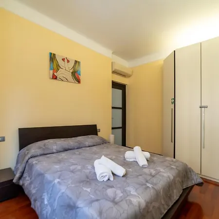Apartamento Stazione Centrale-centro, Spazioso E Elegante