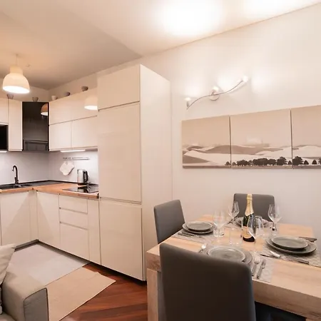 Brera Stylish Apartment,