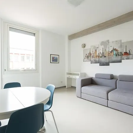 Porta Nuova Bright And Stylish Flat * Milan