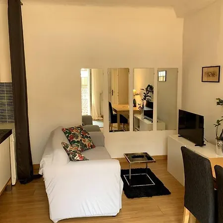 Le Tre Colombe Apartment *