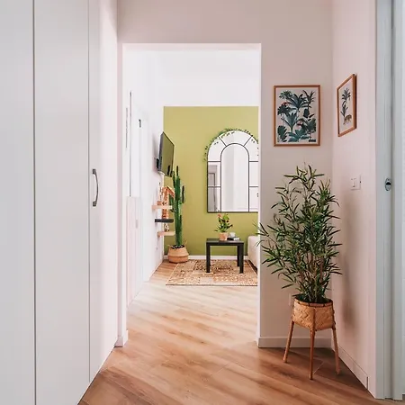 New Jungle & Charming Flat - Zona De Angeli Apartmán *