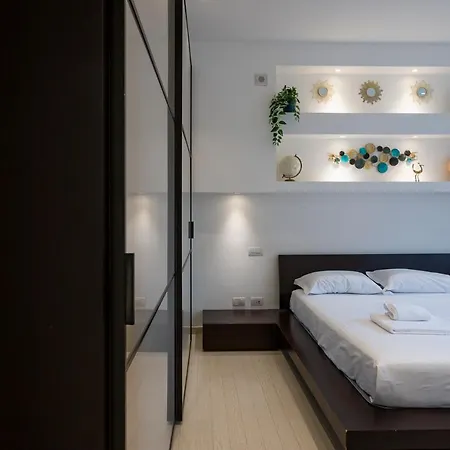 Ihost - Tito Livio 20 Milano