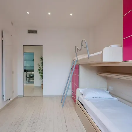 Ihost - Tito Livio 20 * Milano