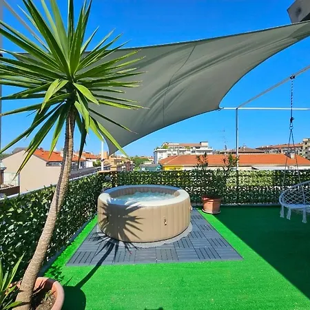 Spazioso Con Terrazzo Navigli, Bocconi