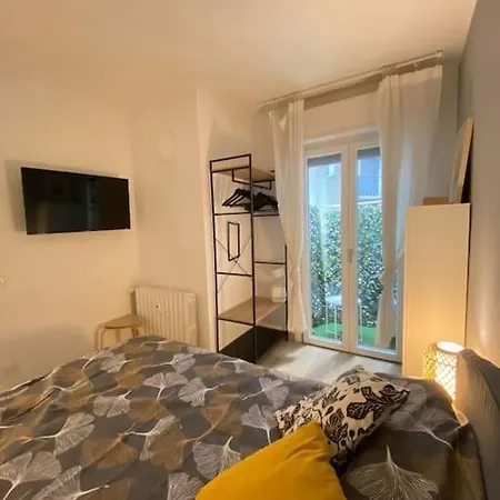 Moscova Moderno E Bilocale Con Soppalco Milano