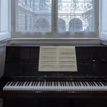 Italianway - Ricasoli 2 B Hotel *