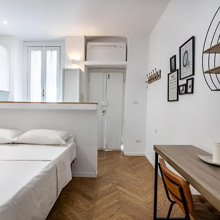 Farini 36 Monumentale District 2pax Wifi Apartment *