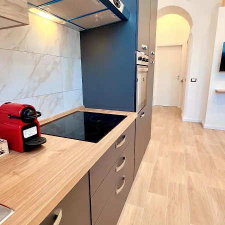 Leonardo's - Live Apartmán *