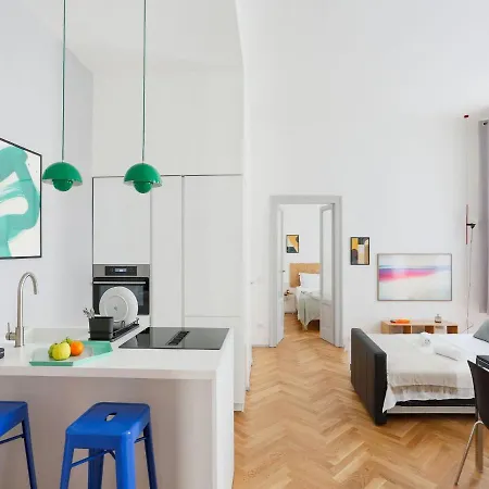 The Rent - Colorful Center Daire Milano