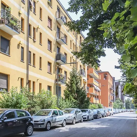 I Host - Broni 21 * Milan