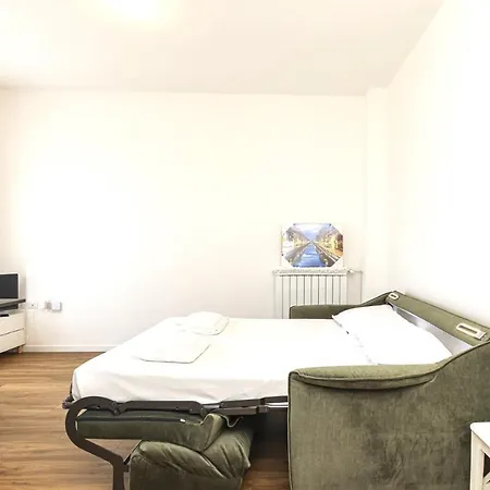 I Host - Broni 21 Apartment