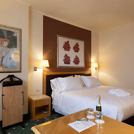 Life Poliziano, By R Collection