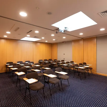 酒店 波利齐亚诺城市生活酒店