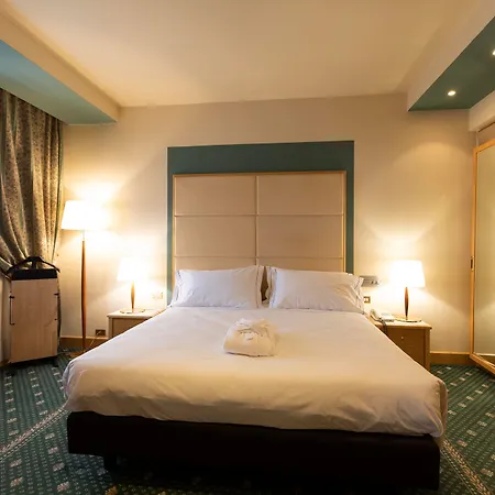 Hotel Life Poliziano, By R Collection Mailand