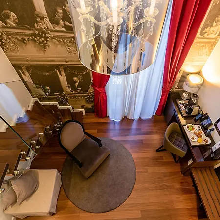 Scala 4*