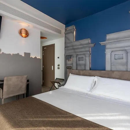 Ariston Hotel 4*