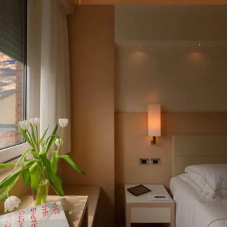 Hotel Ariston 4*