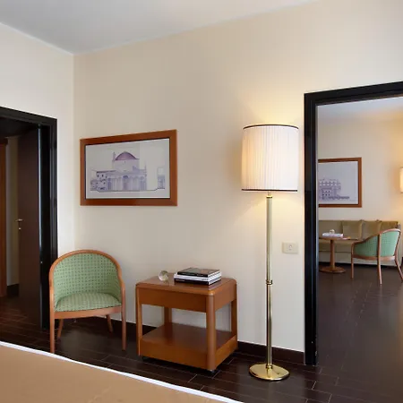Starhotels Business Palace Отель Милан
