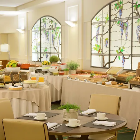 Starhotels Business Palace Отель 4*