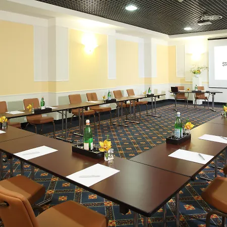 Starhotels Business Palace