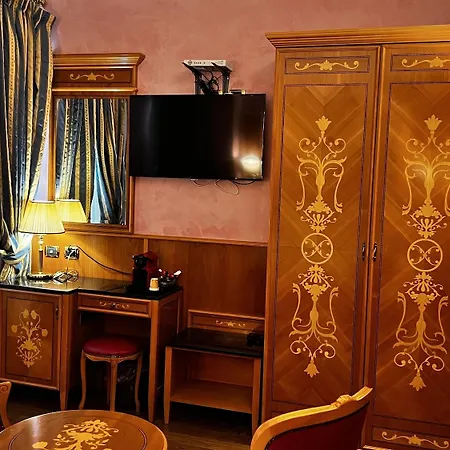 Vittoria Hotel