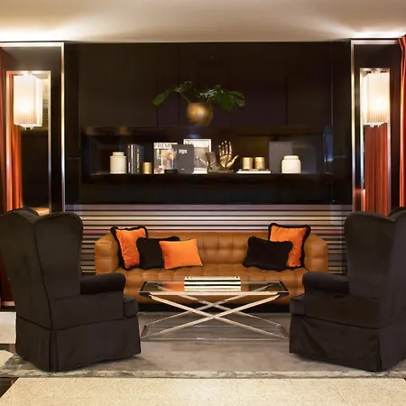 ستارهوتيلز ريتس