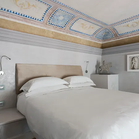 Galleria Vik - Townhouse Galleria - Small Luxury Of The World Hotell Milano